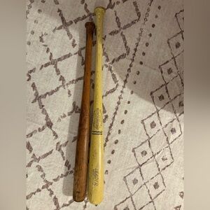 2 Louisville Bats XW 200 & 125 LL Mickey Mantle